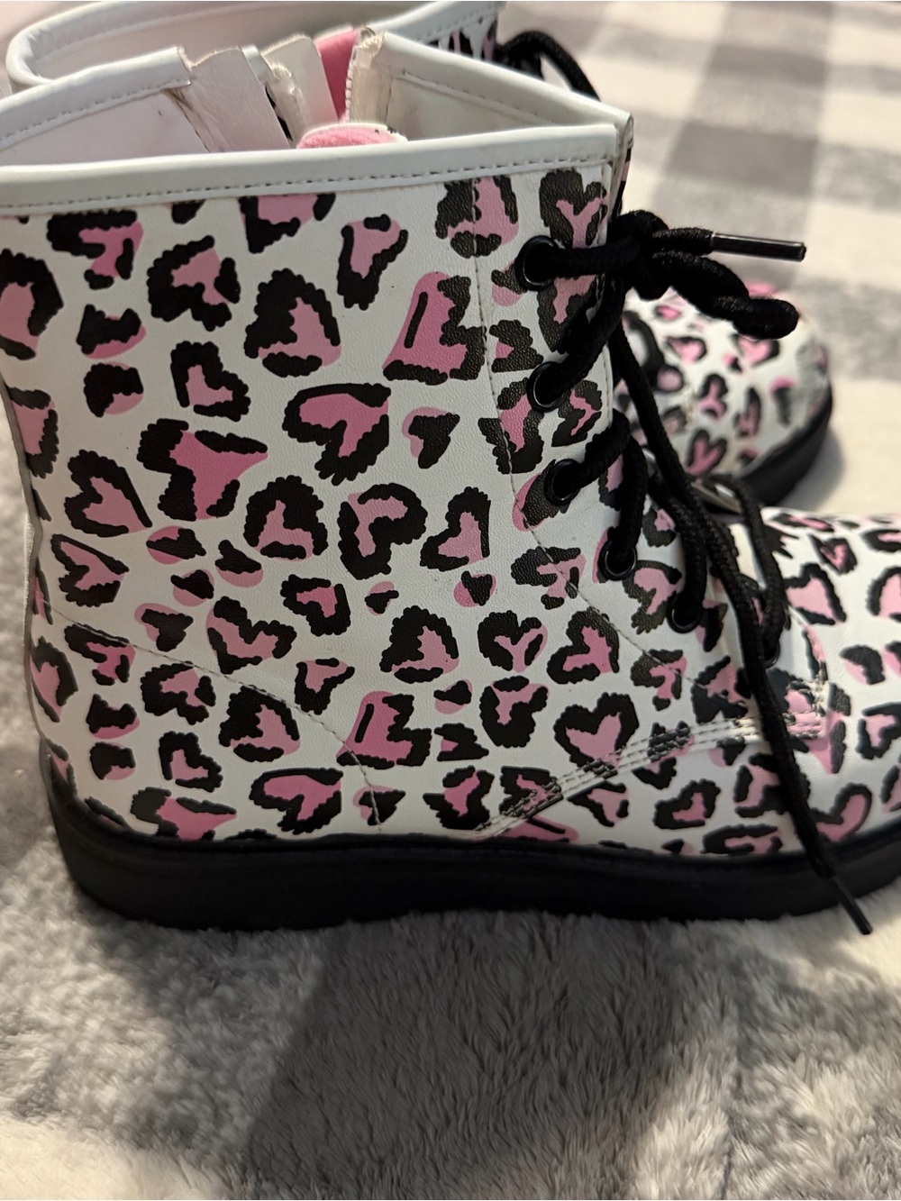 Skechers Girls White Pink & Black Leopard Combat Boots